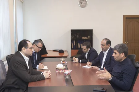 Məcnun Məmmədov Bakı və Abşerondakı müəssisələrin fəaliyyəti ilə tanış olub