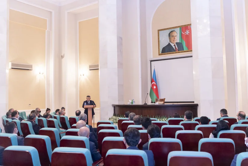 Kənd Təsərrüfatı Nazirliyinin təltif olunmuş əməkdaşlarına medallar təqdim edilib