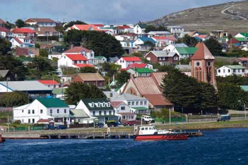 Argentinian President says he has begun discussions with UK about Falkland Islands