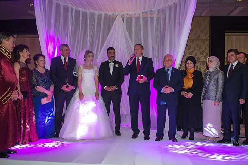 Ərdoğan nikah şahidi oldu