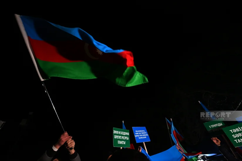 Участники акции протеста на дороге Ханкенди-Лачын организовали флешмоб