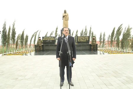 Gəncədə Xocalı soyqırımının 26-cı ildönümü qeyd edilib