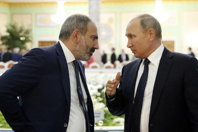 Putin Paşinyanla görüşdə regionda təhlükəsizliyi müzakirə etməyi təklif edib