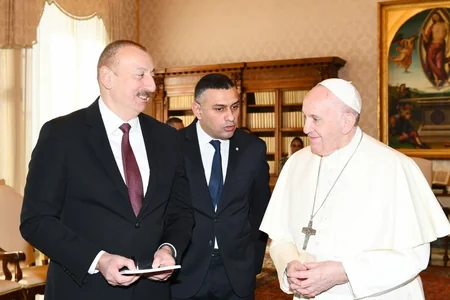Prezident İlham Əliyev Vatikanda Papa Fransisk ilə görüşdü - FOTO - YENİLƏNİB