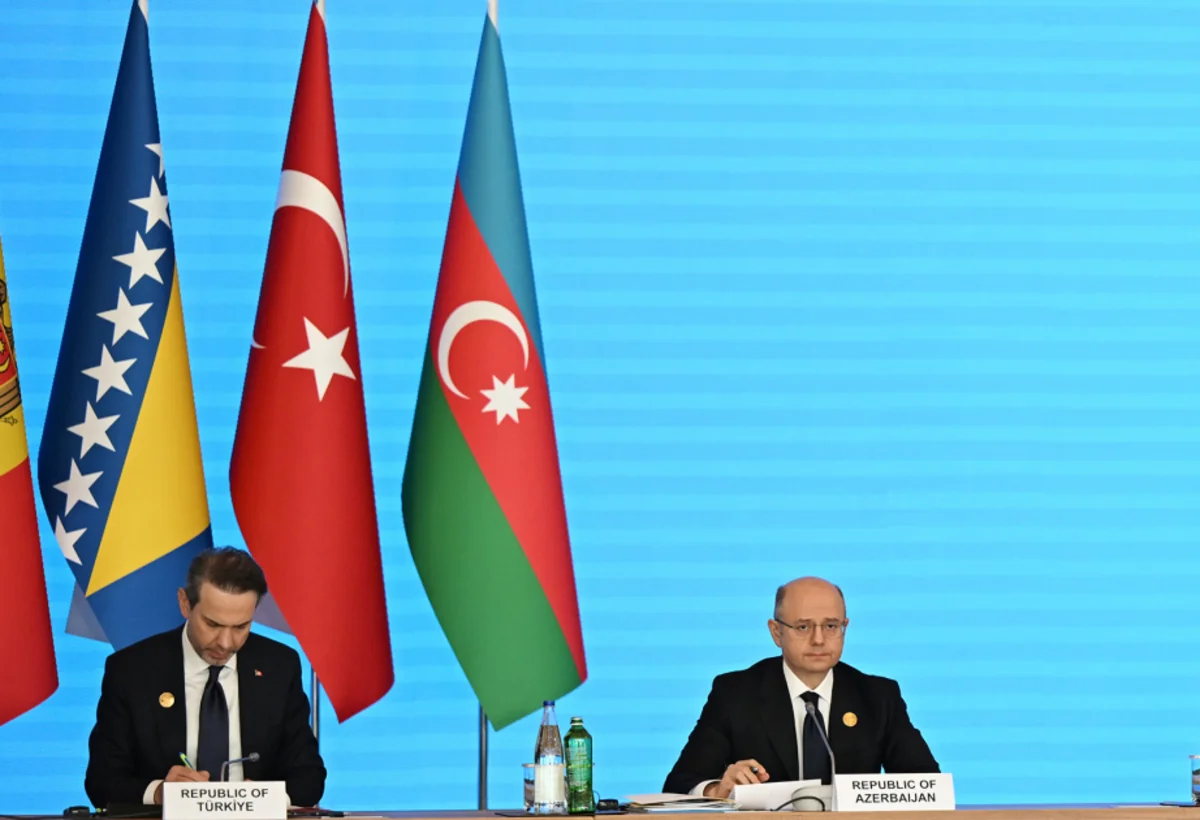 Pərviz Şahbazov: Azərbaycan meqa təşəbbüslərin həyata keçirilməsinə başlayır