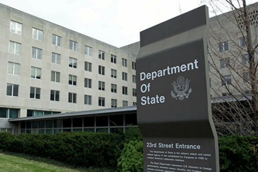 Госдепартамент США эвакуирует членов семей дипломатов из Боливии
