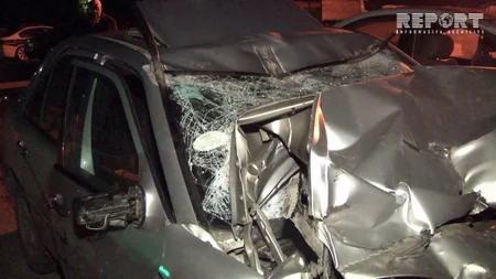 Bakıda Mercedes yük maşınına çırpılıb - FOTO