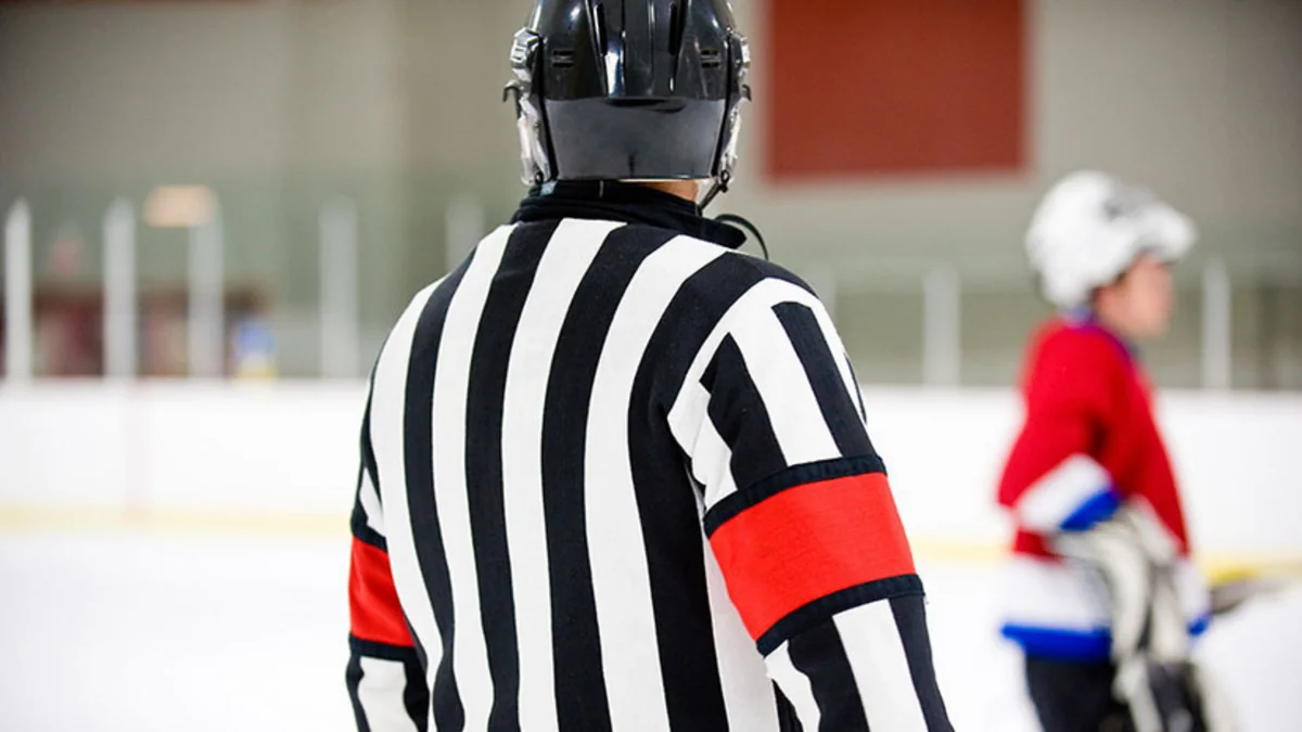 Matçı sərxoş halda idarə edən referi ömürlük diskvalifikasiya olunub