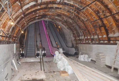 Metronun ​Elmlər Akademiyası stansiyasının ikinci giriş-çıxışında tamamlama işləri aparılır