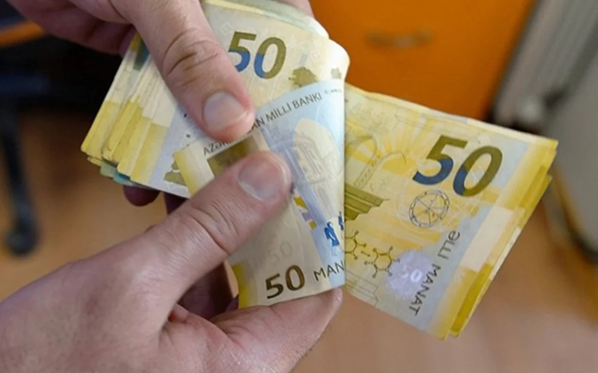 Cost of paid services to population in Azerbaijan up 8%