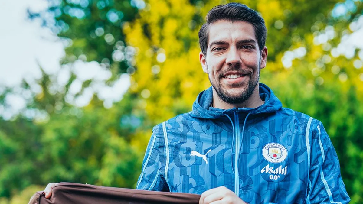 Mançester Siti qapıçısı ilə müqavilənin müddətini uzadıb