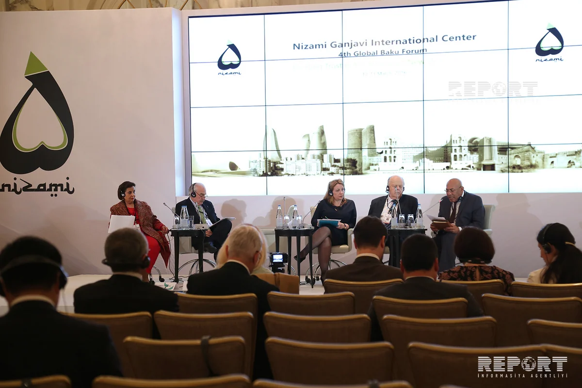 Kolumbiyanın sabiq prezidenti: IV Qlobal Bakı Forumunun əhəmiyyəti getdikcə daha da artır