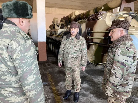 Defense minister inspects combat readiness of mobilization support base