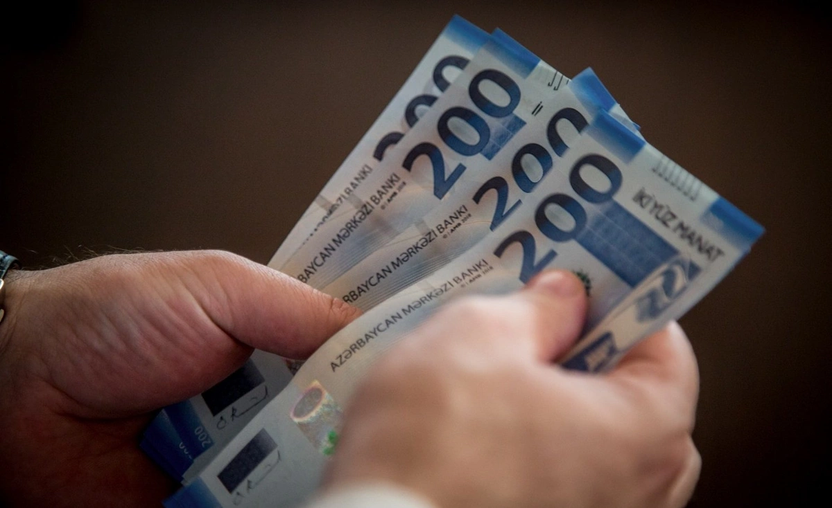 Минфин в первом полугодии оштрафовал 27 должностных лиц