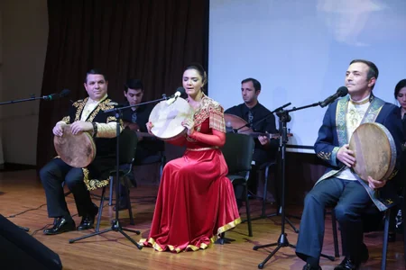 Xalq artisti Mənsum İbrahimovun solo-konserti olub
