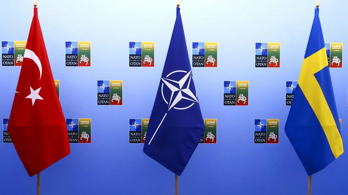 Ankara və Stokholm İsveçin NATO üzvlüyünün ratifikasiyasını müzakirə edib