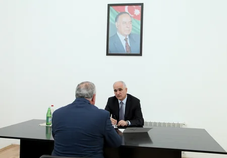 ​İqtisadiyyat və sənaye naziri Şabranda vətəndaşlarla görüşüb
