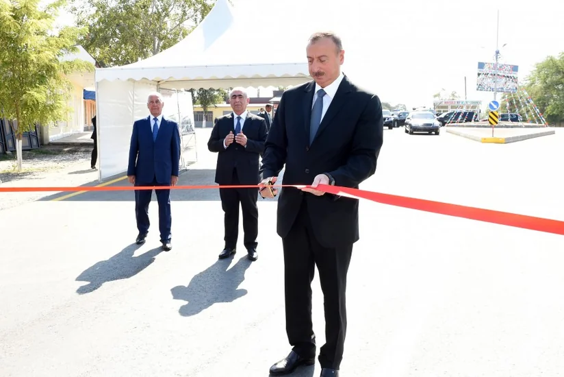 Президент Ильхам Алиев открыл автомобильную дорогу Худат-Ялама-Зухулоба