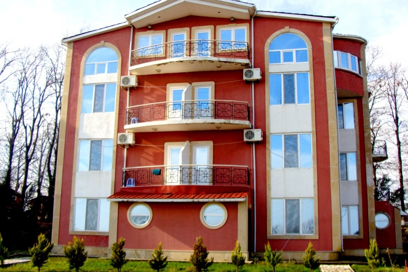 Hadı Rəcəblinin otelindəki cinayətlə bağlı prokurorluqdan açıqlama