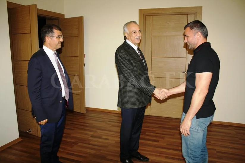 Qarabağ futbol klubunun prezidenti Abdolbari Goozal komandayla görüşüb - VİDEO
