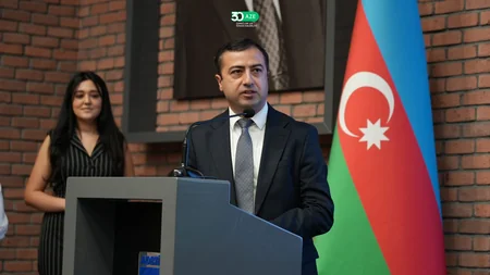 Fərid Qayıbov nazirliyin dəstəyi ilə beynəlxalq tədbirlərdə iştirak etmiş gənclərlə görüşüb