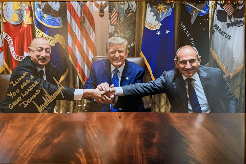 Signed photo from Trump to Azerbaijani President: 'Ilham, you are a great leader'