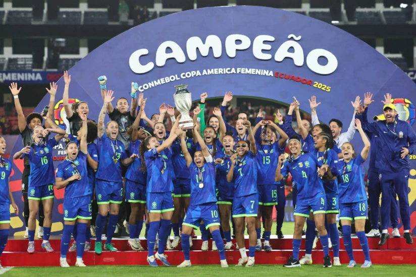 Braziliyanın qadın futbolçulardan ibarət yığması rekorda imza atıb