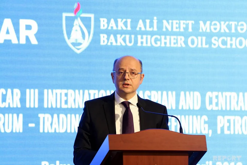 Azərbaycanın energetika naziri Səudiyyə Ərəbistanından olan həmkarı ilə görüşüb