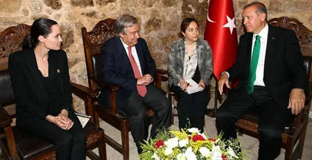 ​Ancelina Coli: Türkiyəni hər yerdə tərifləyirəm