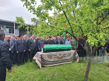Ağsuda Birinci Qarabağ müharibəsinin şəhidi Vurğun Seyidov dəfn edilib – YENİLƏNİB
