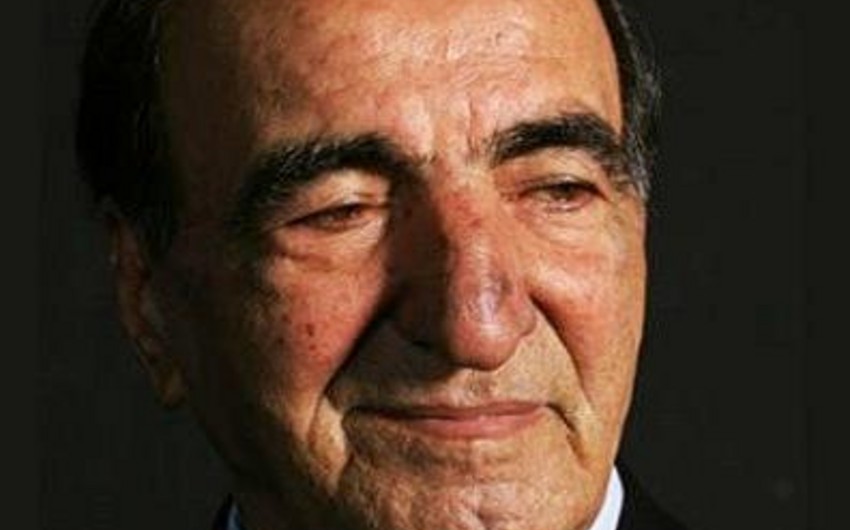 Habil Əliyev az miqdarda qida qəbul edir, kəlmə-kəlmə danışır