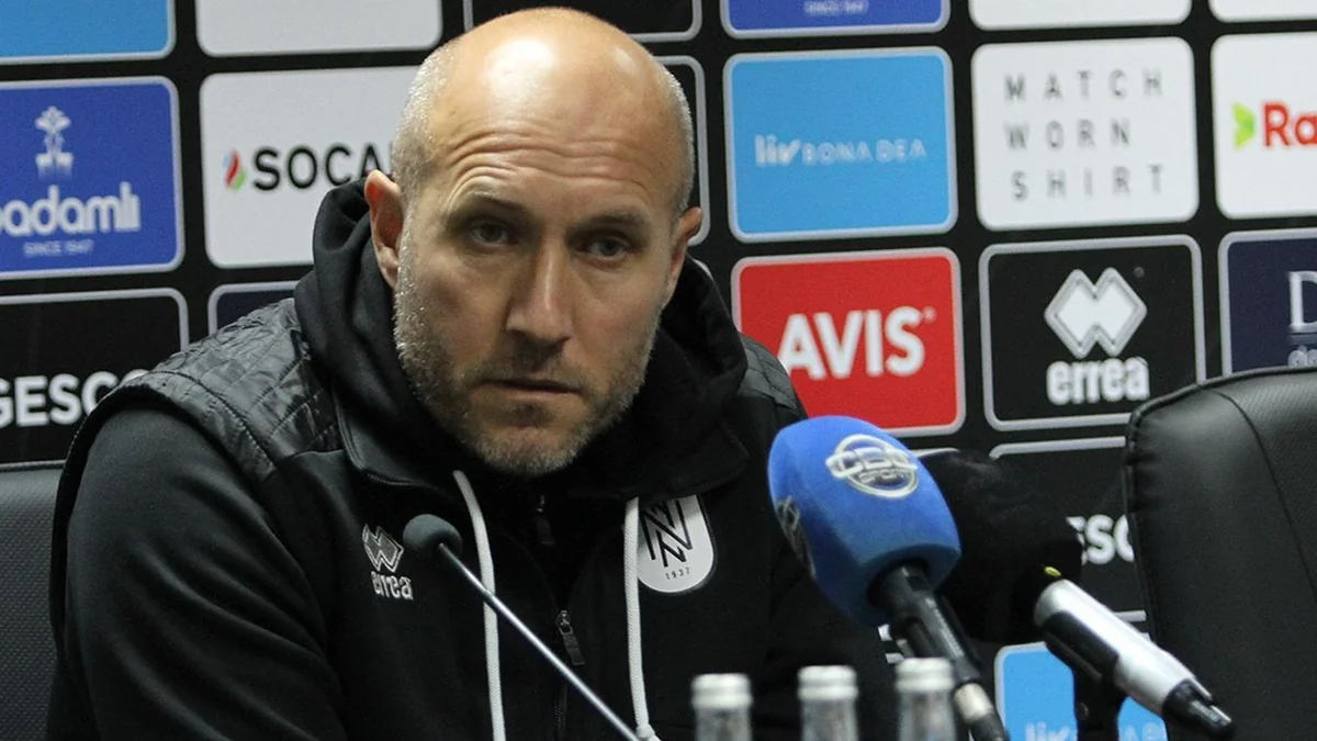 Neftçinin baş məşqçisi: Futbolçulardan və onların göstərdikləri əzmkarlıqdan çox razı qaldım