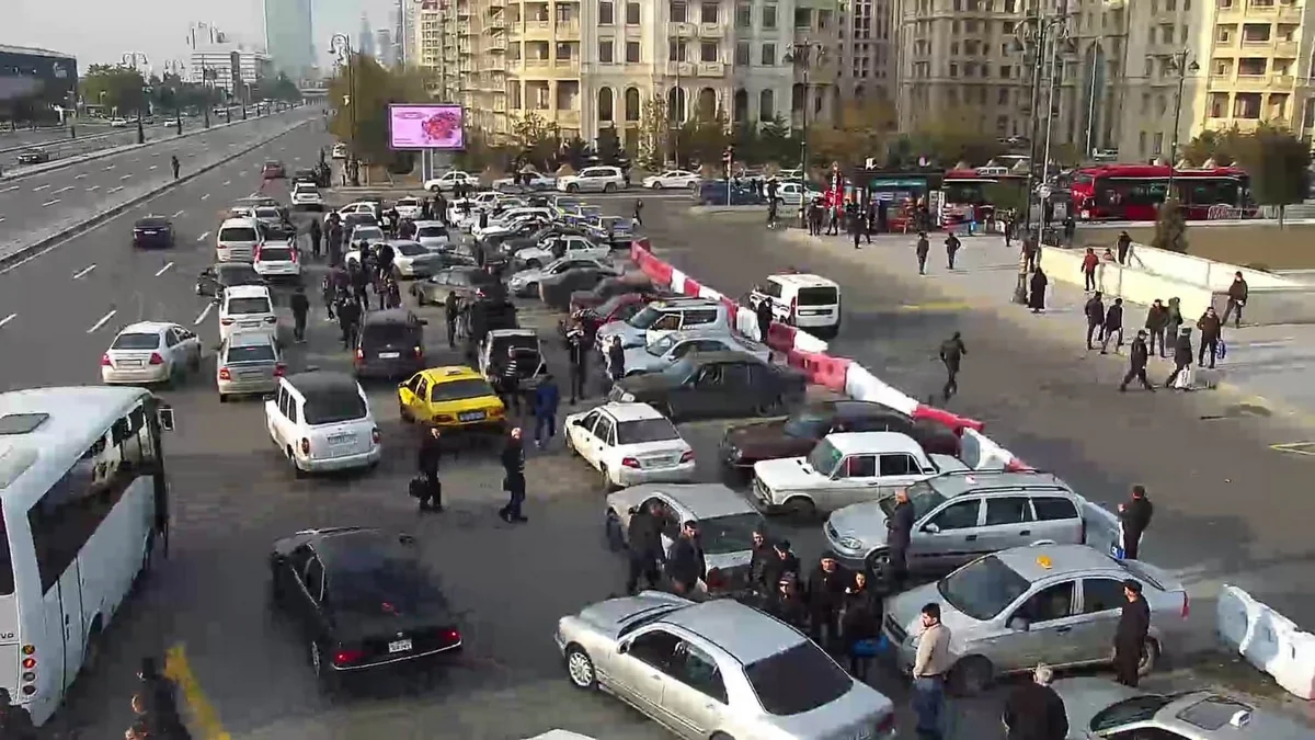 Bakı Nəqliyyat Agentliyi:Qanunsuz dayanma və ya durmaya qarşı mübarizə tədbirlərinə başlanılacaq