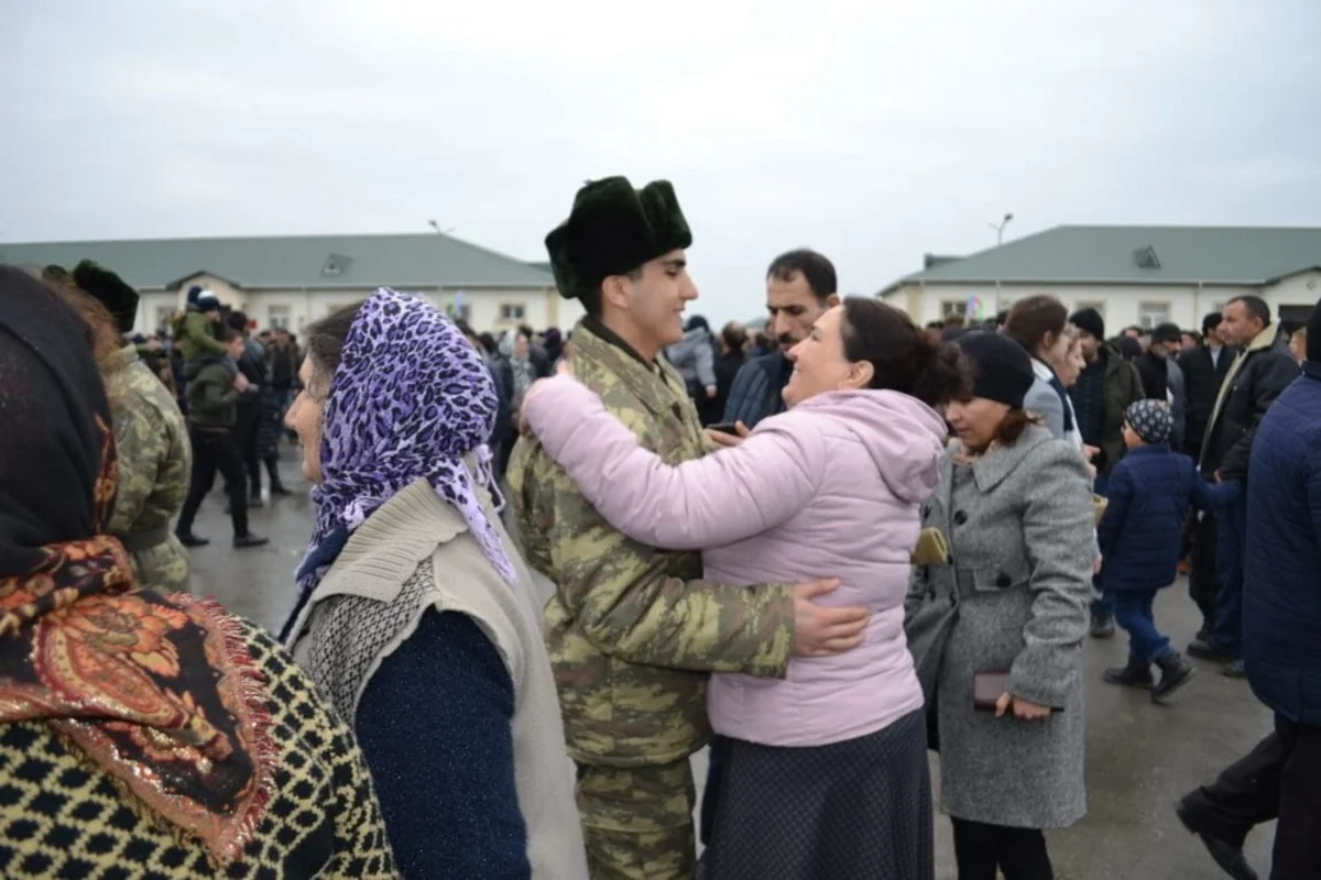 Müdafiə Nazirliyinin hərbi hissə və birləşmələrində gənc əsgərlərin andiçmə mərasimi keçirilib - FOTO - VİDEO