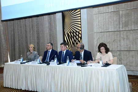 Bakıda “Dövlət müəssisələrinin fəaliyyətində şəffaflıq və səmərəliliyin təşviqi“ mövzusunda konfrans keçirilir