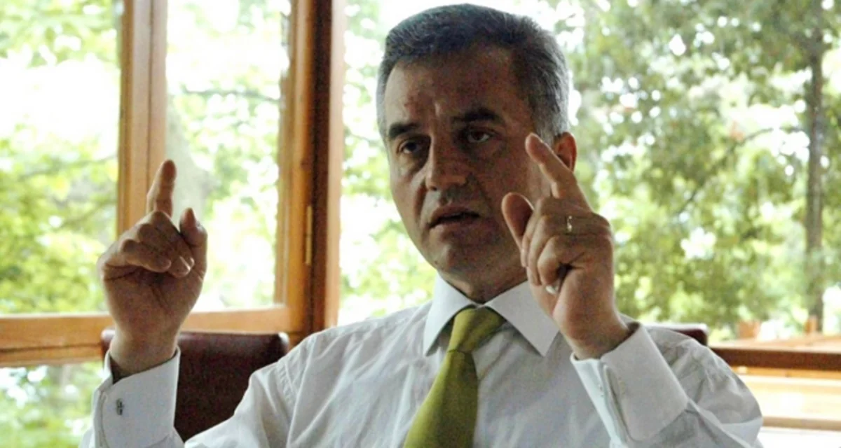 Türkiyədə FETÖ işi ilə əlaqədar axtarışda olan professor yaxalanıb