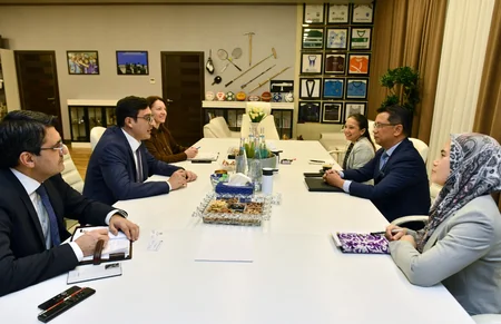 Fərid Qayıbov Malayziya Olimpiya Şurasının prezidentini qəbul edib