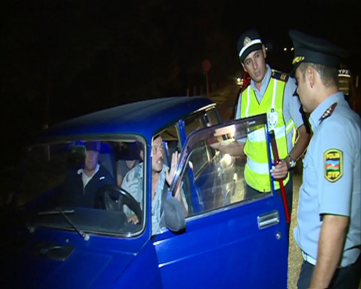 Yol polisi Göygöldə reyd keçirib, avtomobili sərxoş vəziyyətdə idarə edən 17 nəfər aşkarlanıb