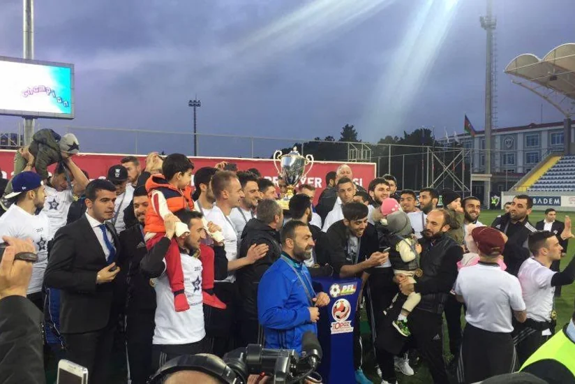 Qarabağ klubuna çempionluq kubokunun təqdim edilmə mərasimi keçirilib