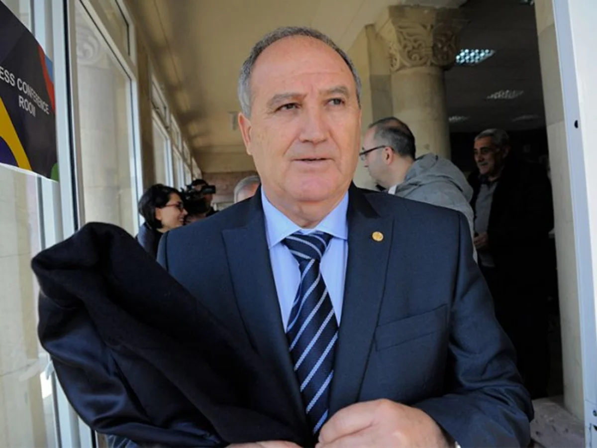 Ermənistan yığmasının baş məşqçisi 0:10-dan sonra istefa verdi