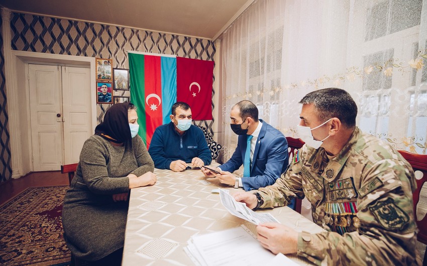 YAŞATın əməkdaşları şəhid ailələrinin üzvləri və qazilərlə görüşüb