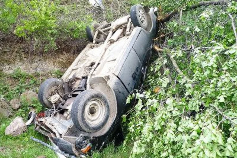 ​Ermənistanda hərbi maşın aşıb, bir nəfər ölüb
