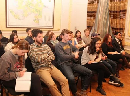 Dövlət Komitəsinin sədri ABŞ-da təhsil alan yəhudi tələbələrlə görüşüb