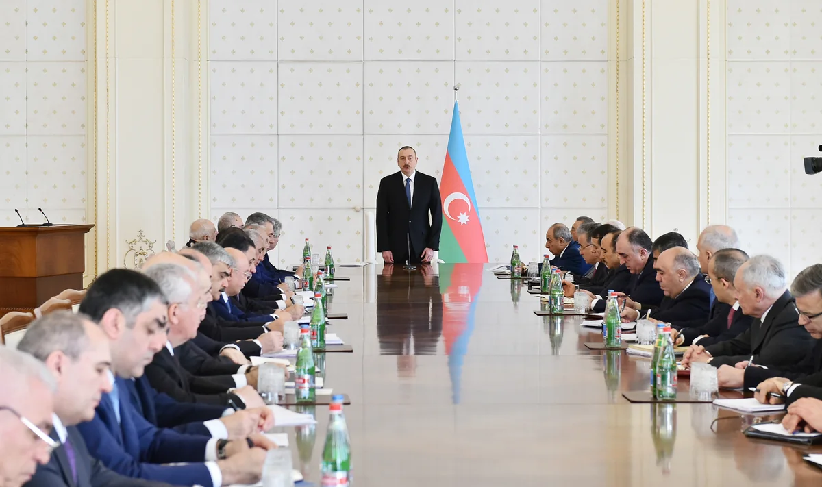 Prezident İlham Əliyevin sədrliyi ilə Nazirlər Kabinetinin iclası keçirilib