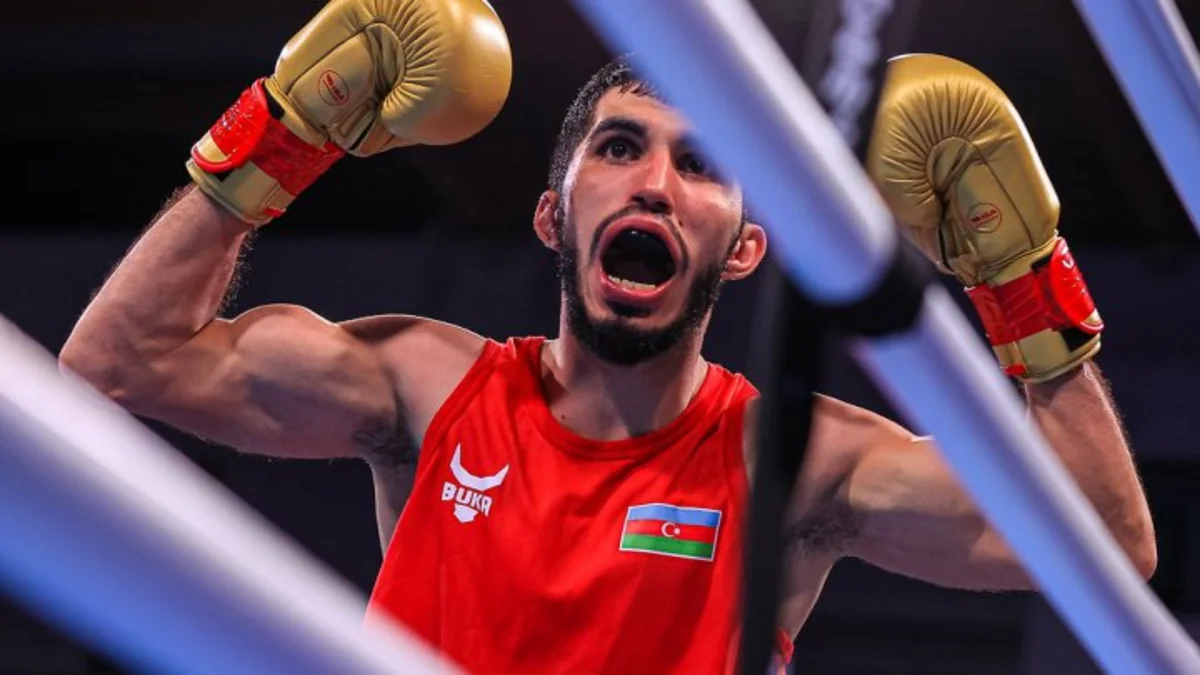 Azərbaycan boksçusu: Bütün komanda yoldaşlarımdan medal gözləyirəm