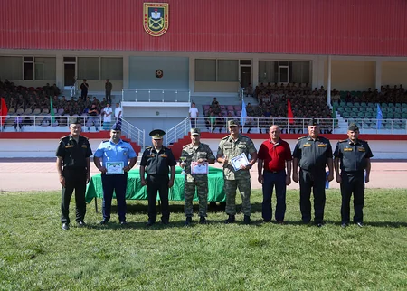 Azərbaycan Ordusunda yüngül atletika və gimnastika üzrə yarış keçirilib