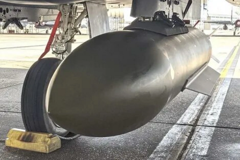 США успешно испытали новую мощную бетонобойную авиабомбу