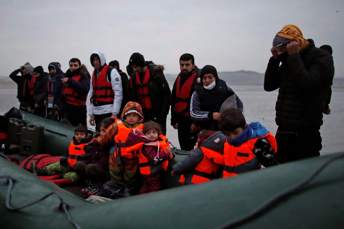 La-Manş boğazı ilə Britaniyaya gedən miqrantların sayı 60 faiz artıb