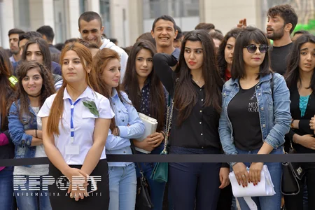 5 saylı Bakı ASAN xidmət Mərkəzində “Yaşıl dağ” sosial aksiyası keçirilib