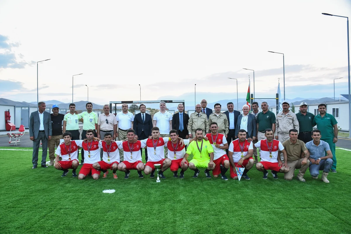 ANAMA-nın minatəmizləmə komandaları arasında futbol turnirinin final oyunu keçirilib